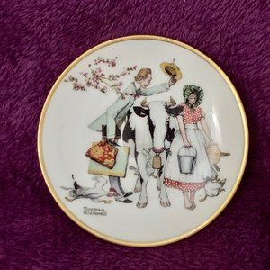 565 Traveling Salesman - Norman Rockwell Four Seasons Miniature Plate Collection
